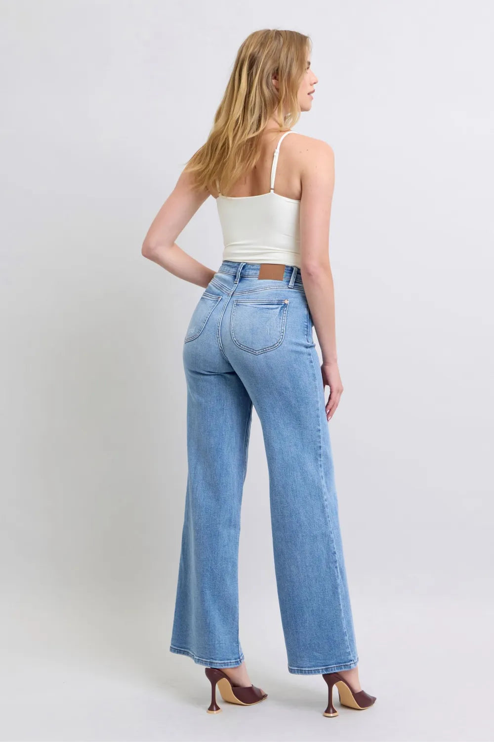 Wide Leg Jeans with Pockets