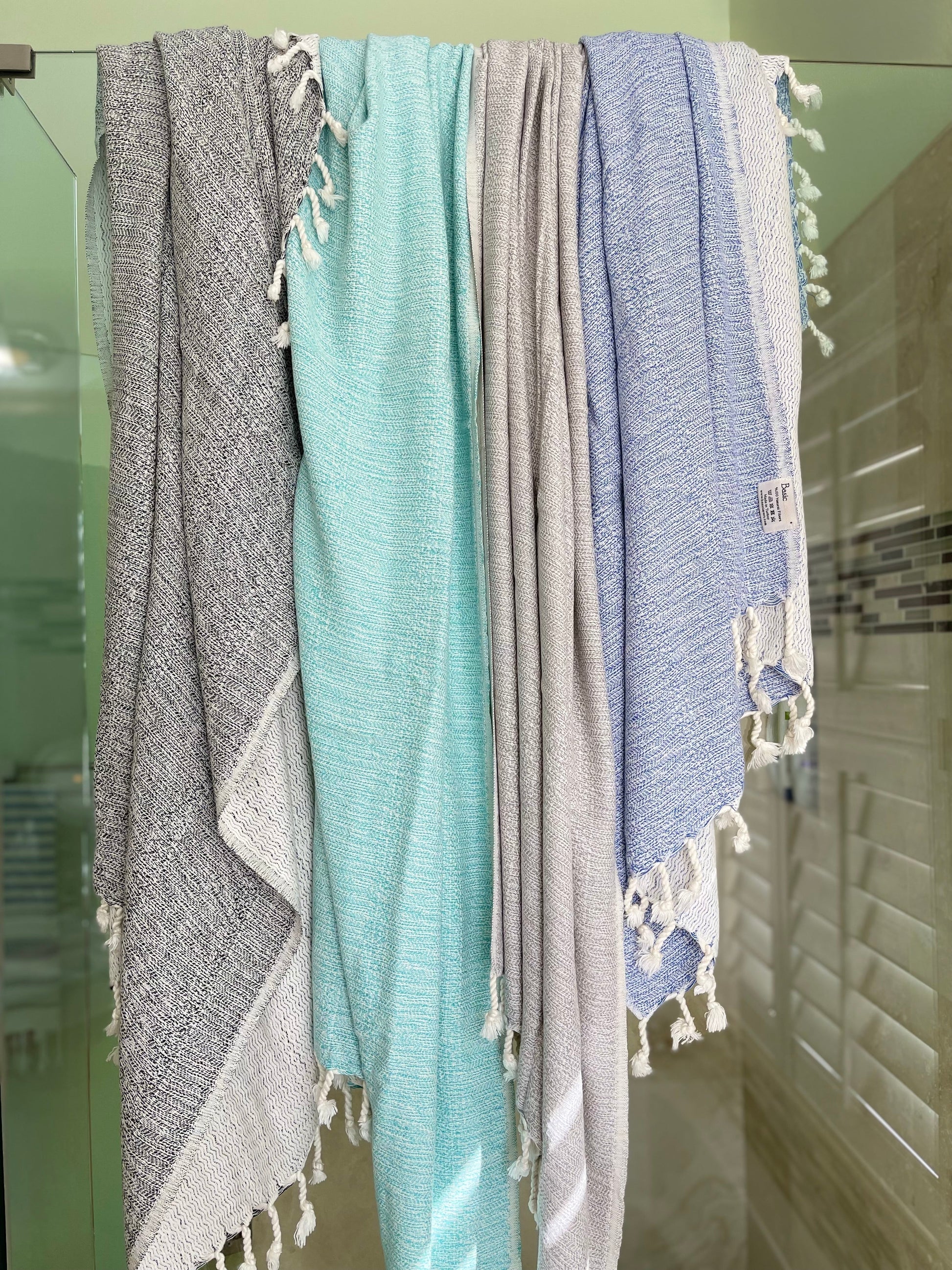 Santa Monica Soft Turkish Towel 40 Inch by 70 Inch Eco Friendly Quick Dry Bath and Beach Towel