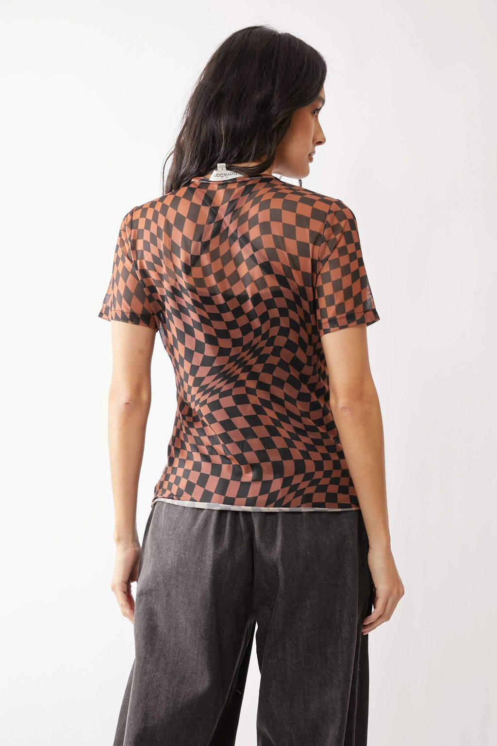 Davi & Dani Checker Board Printed Mesh Short Sleeve Top