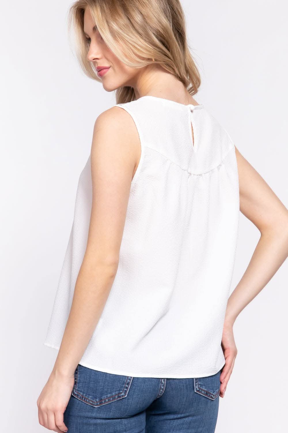 Trendsi ACTIVE BASIC Round Neck Lace Patch Texture Tank - Women's Activewear Top