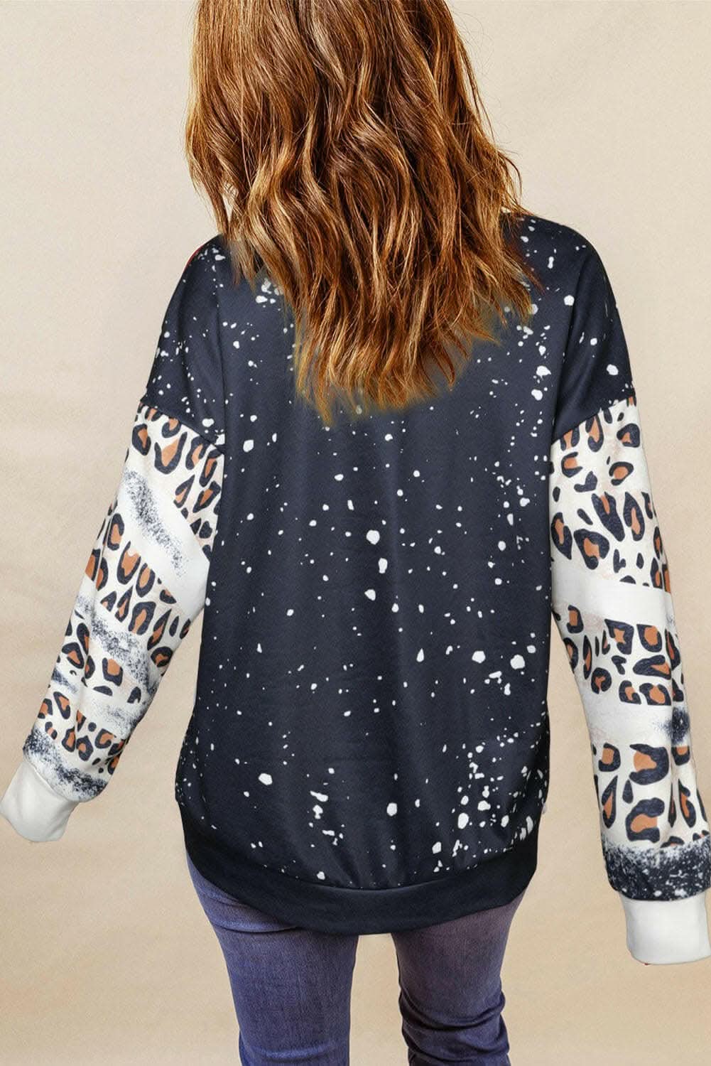 Chic leopard print sweatshirt