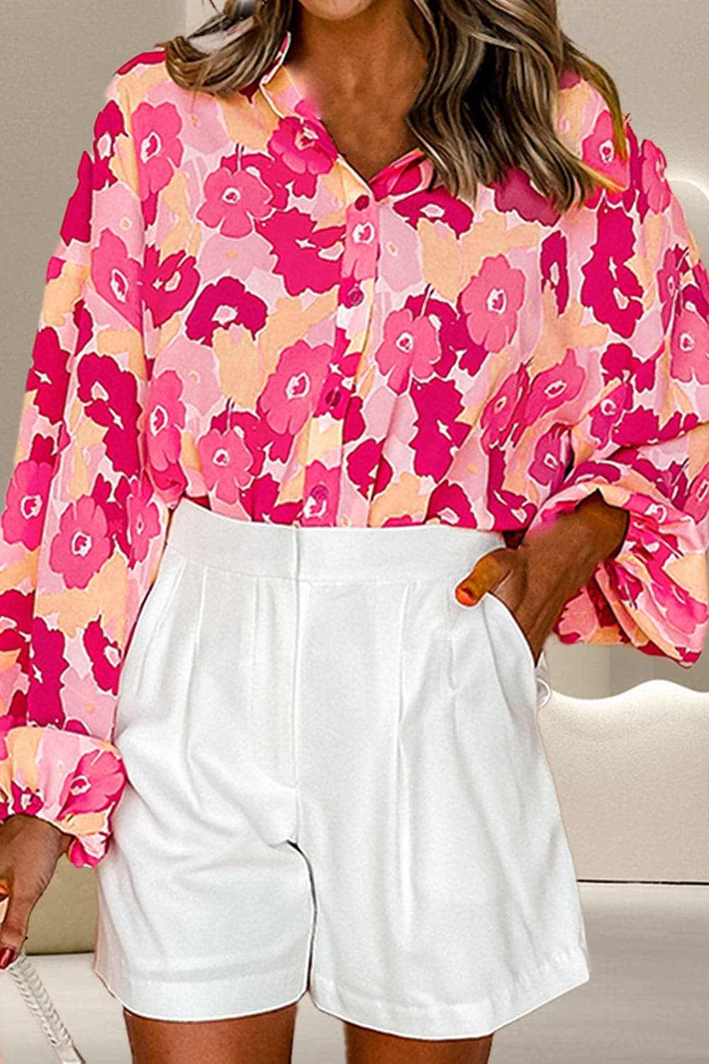 Chic long sleeve blouse with buttons