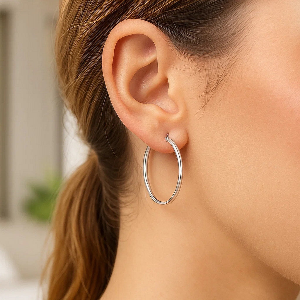 14k White Gold Polished Hoop Earrings (2x30mm)
