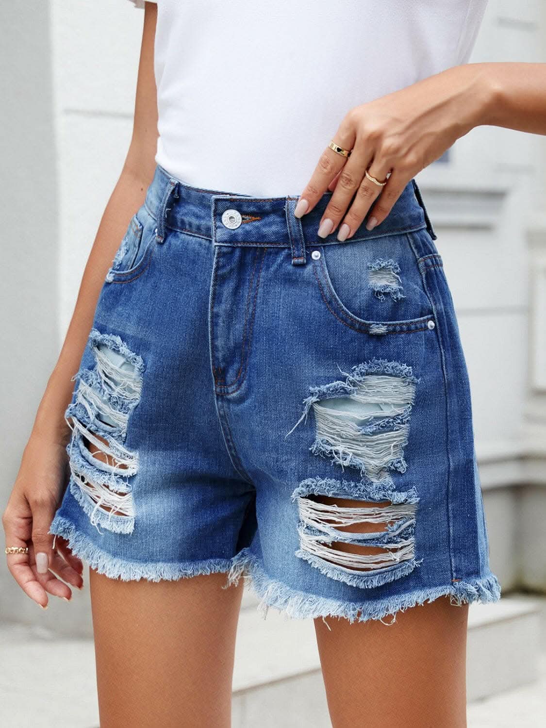 Premium Edgy distressed denim shorts