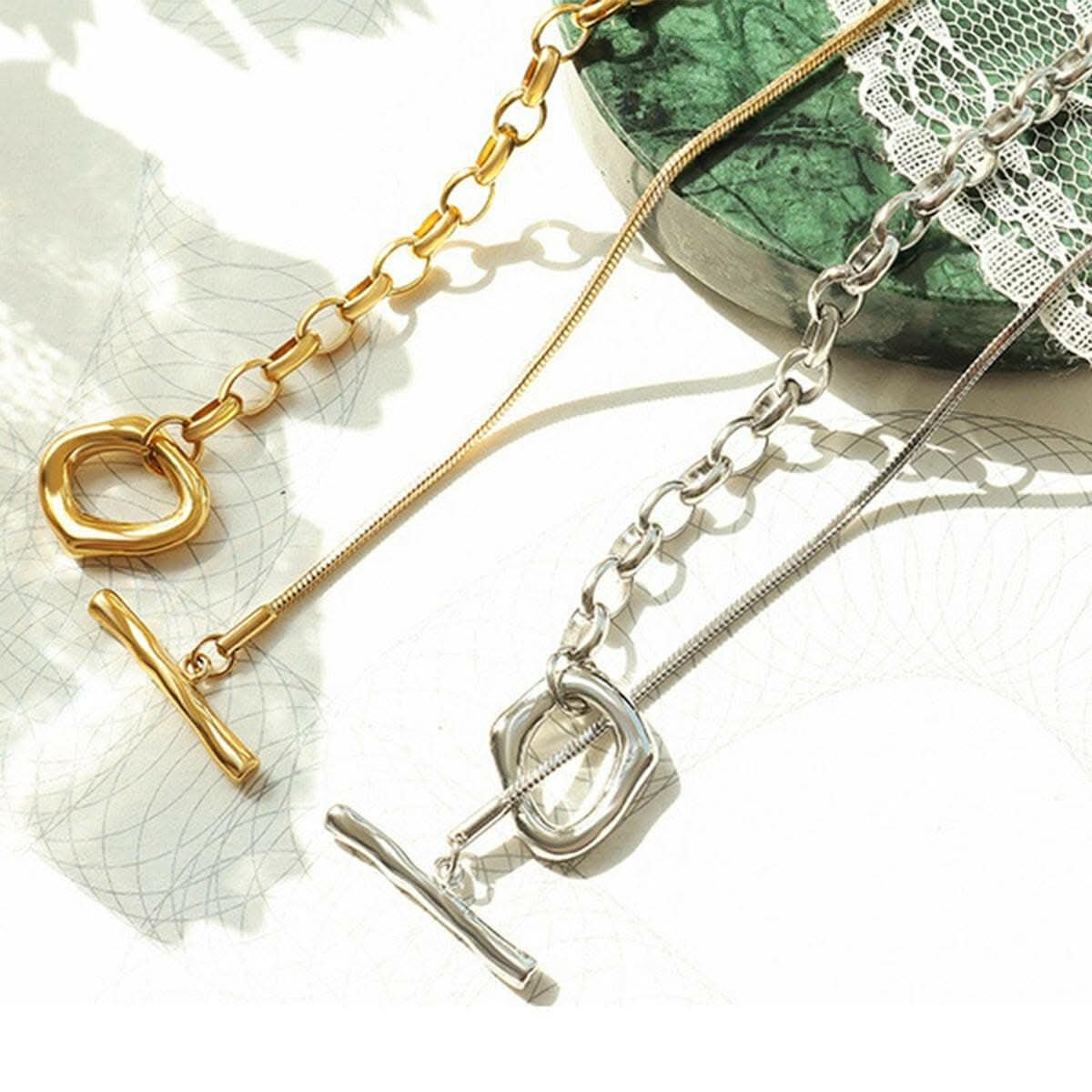 Elegant dual-tone titanium necklace