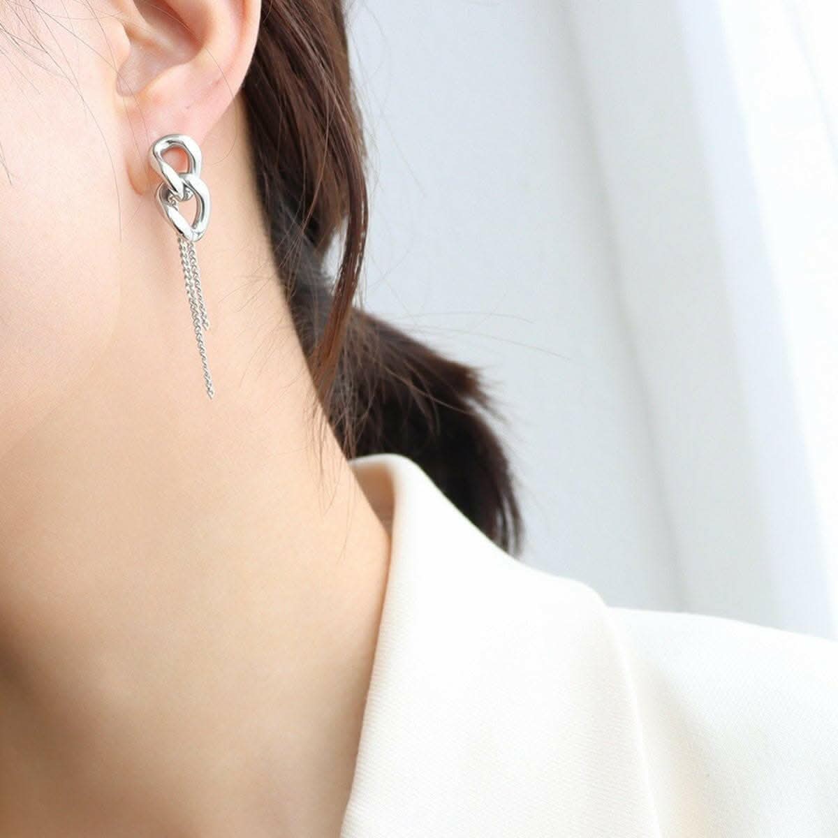Elegant titanium steel earrings