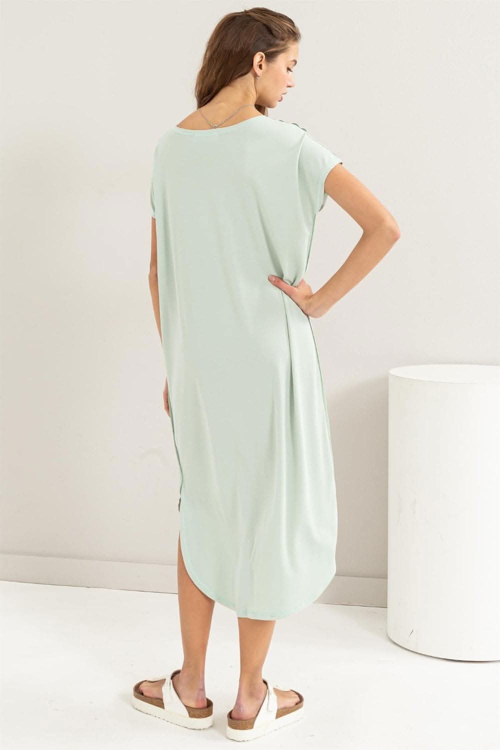 HYFVE Short Sleeve High-Low Slit Midi Dress Chic Style