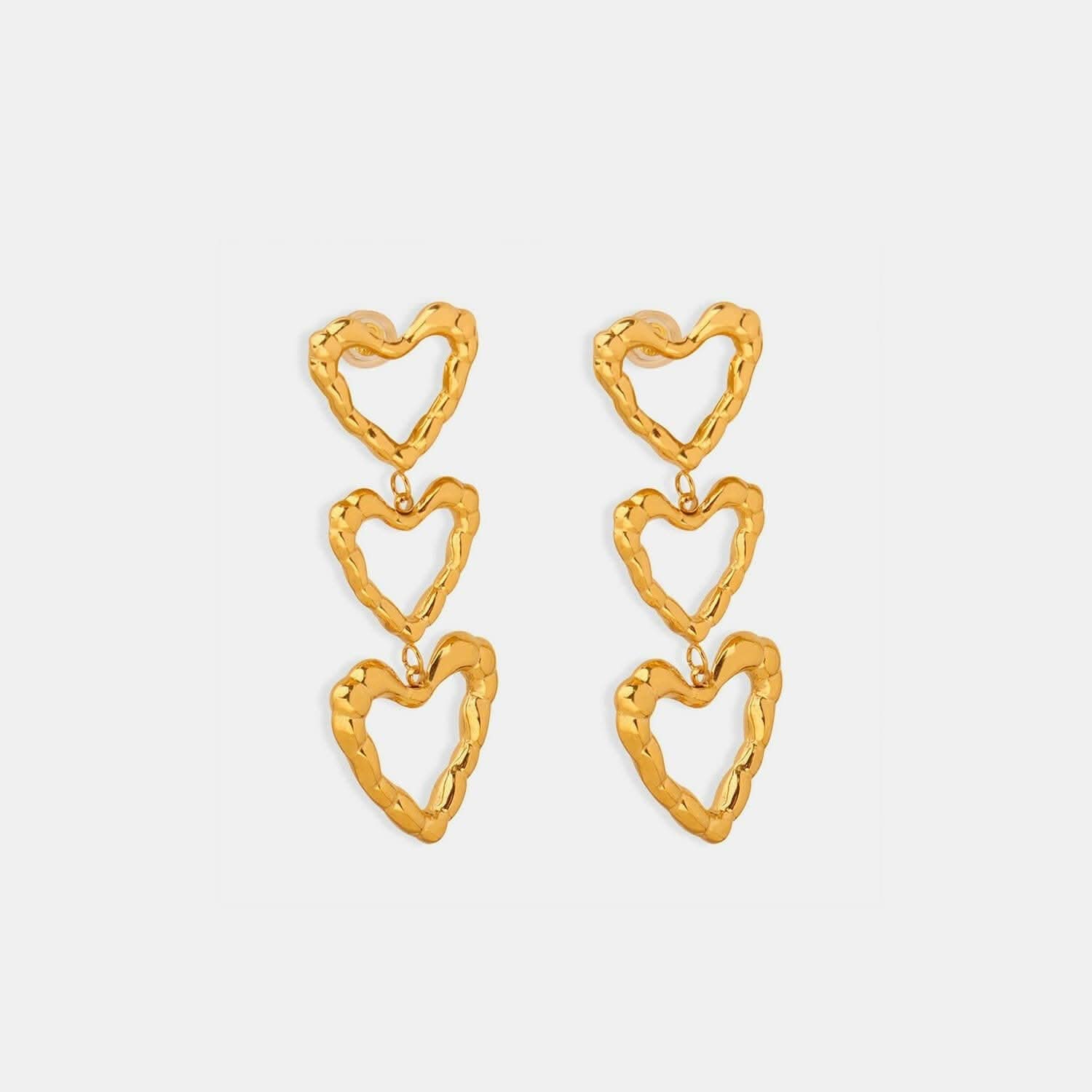 Heart-shaped titanium earrings
