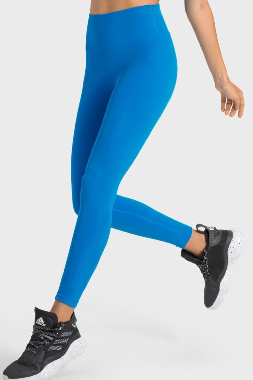 High-rise yoga leggings with wide waistband