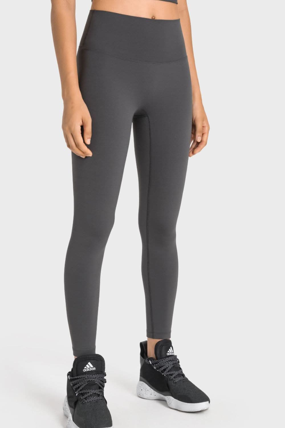 High-rise yoga leggings with wide waistband