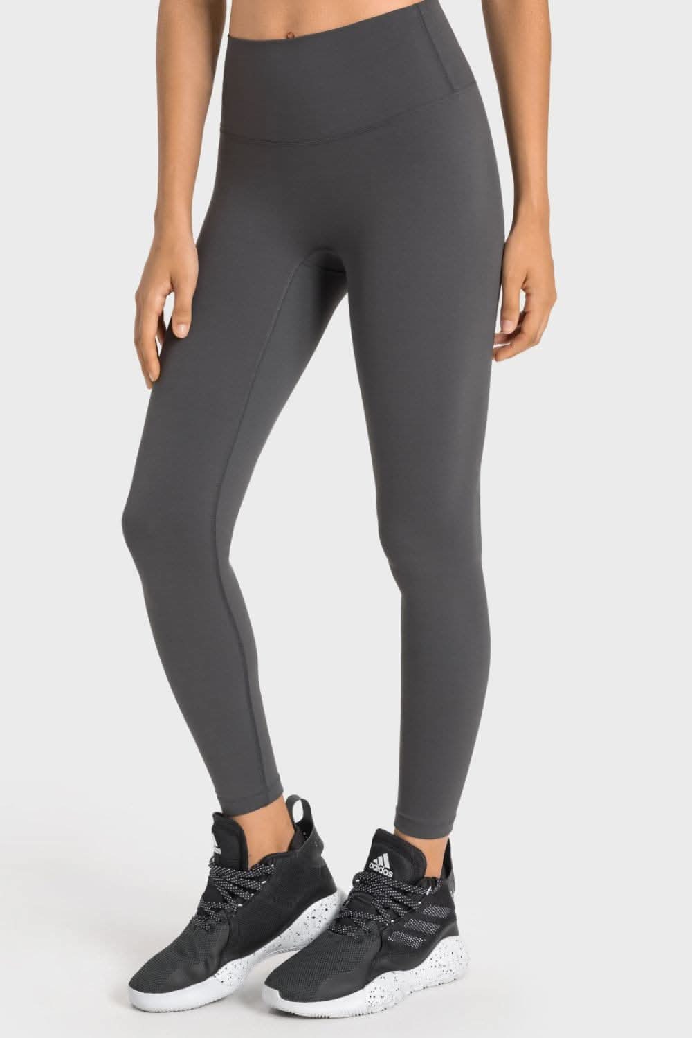 High-rise yoga leggings with wide waistband