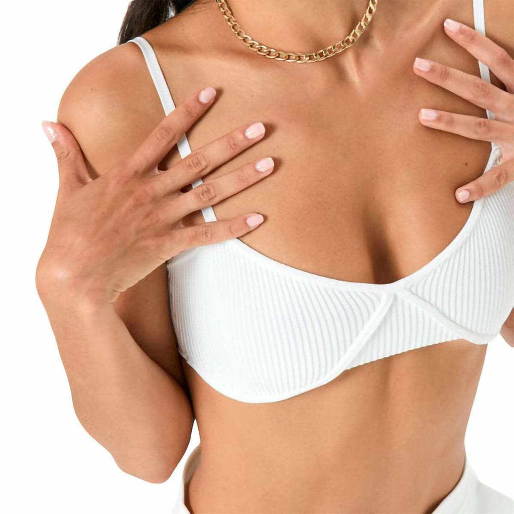 Scoop neck comfort bra - adjustable straps