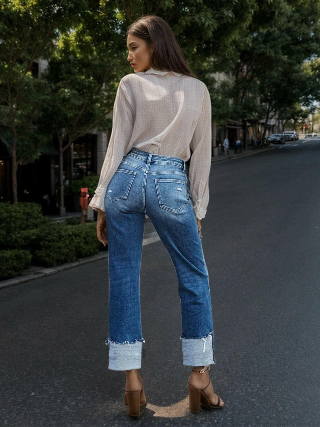 Slim fit jeans with pockets