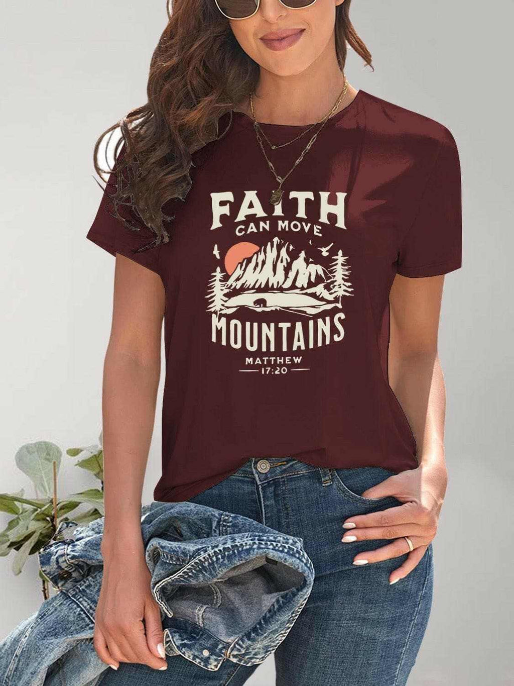 Trendy graphic tee for casual style