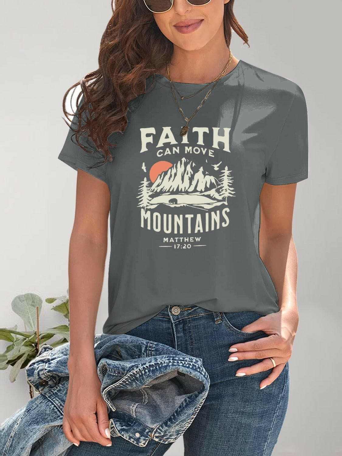 Trendy graphic tee for casual style