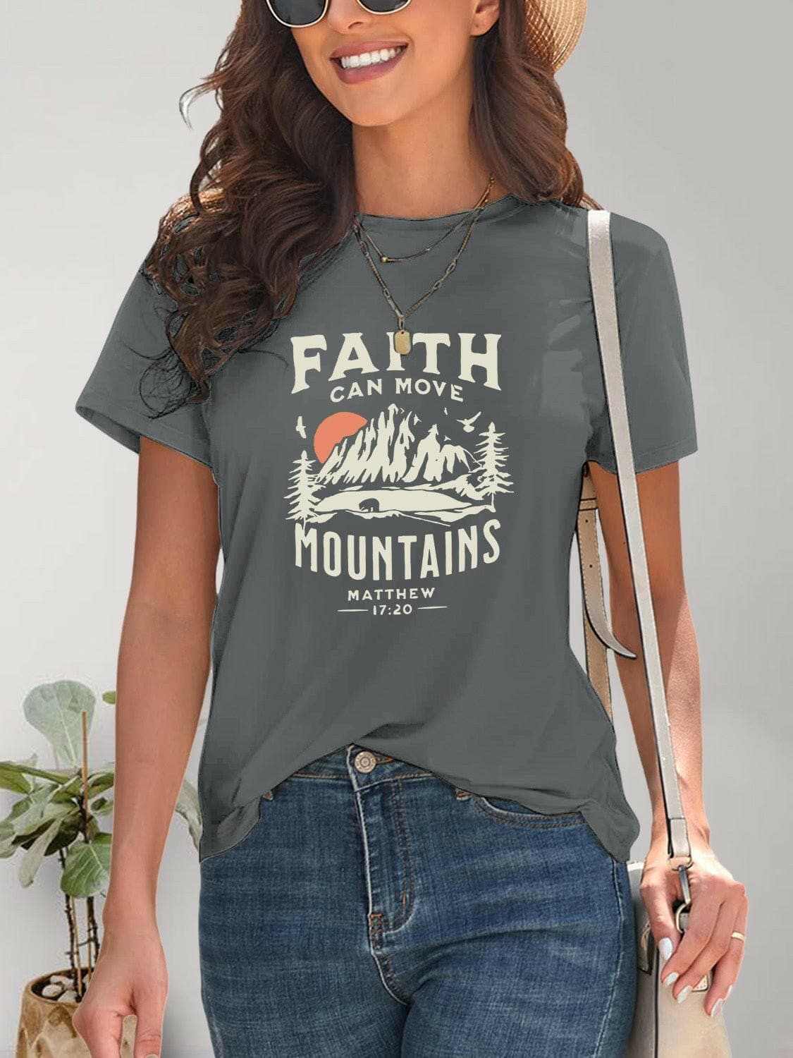 Trendy graphic tee for casual style