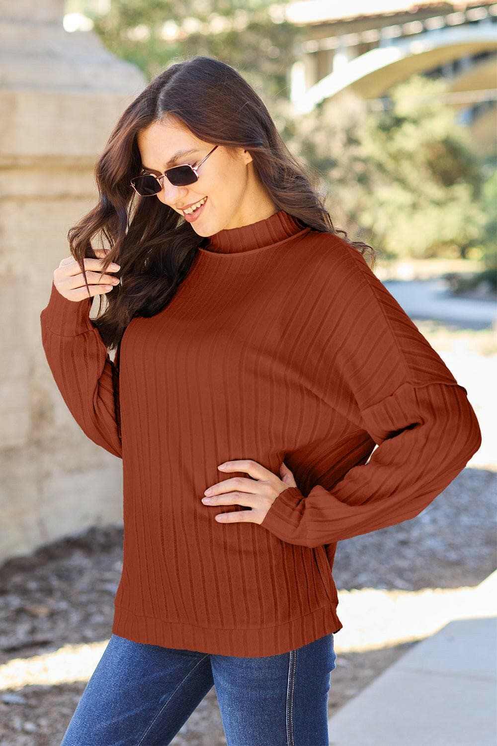 Chic ribbed mock neck top – exposed seams