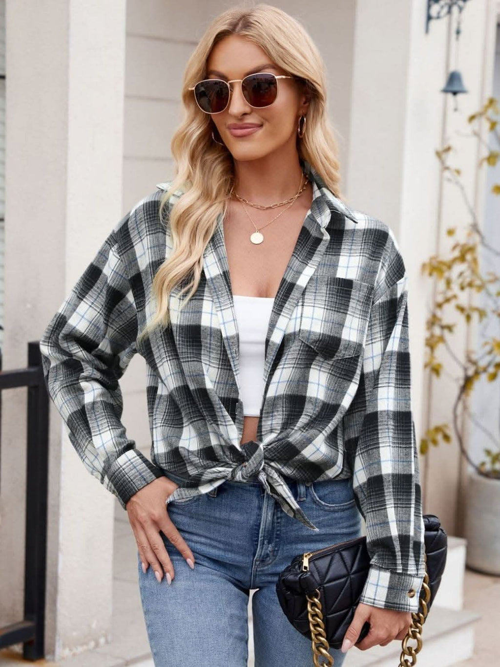 Plaid collared long sleeve shirt