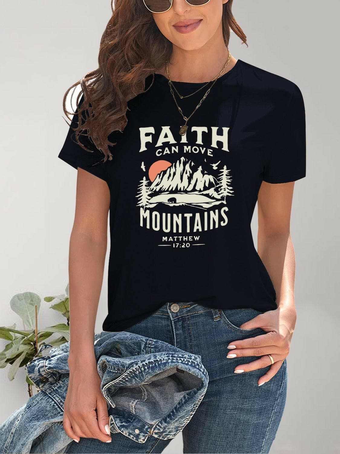 Trendy graphic tee for casual style