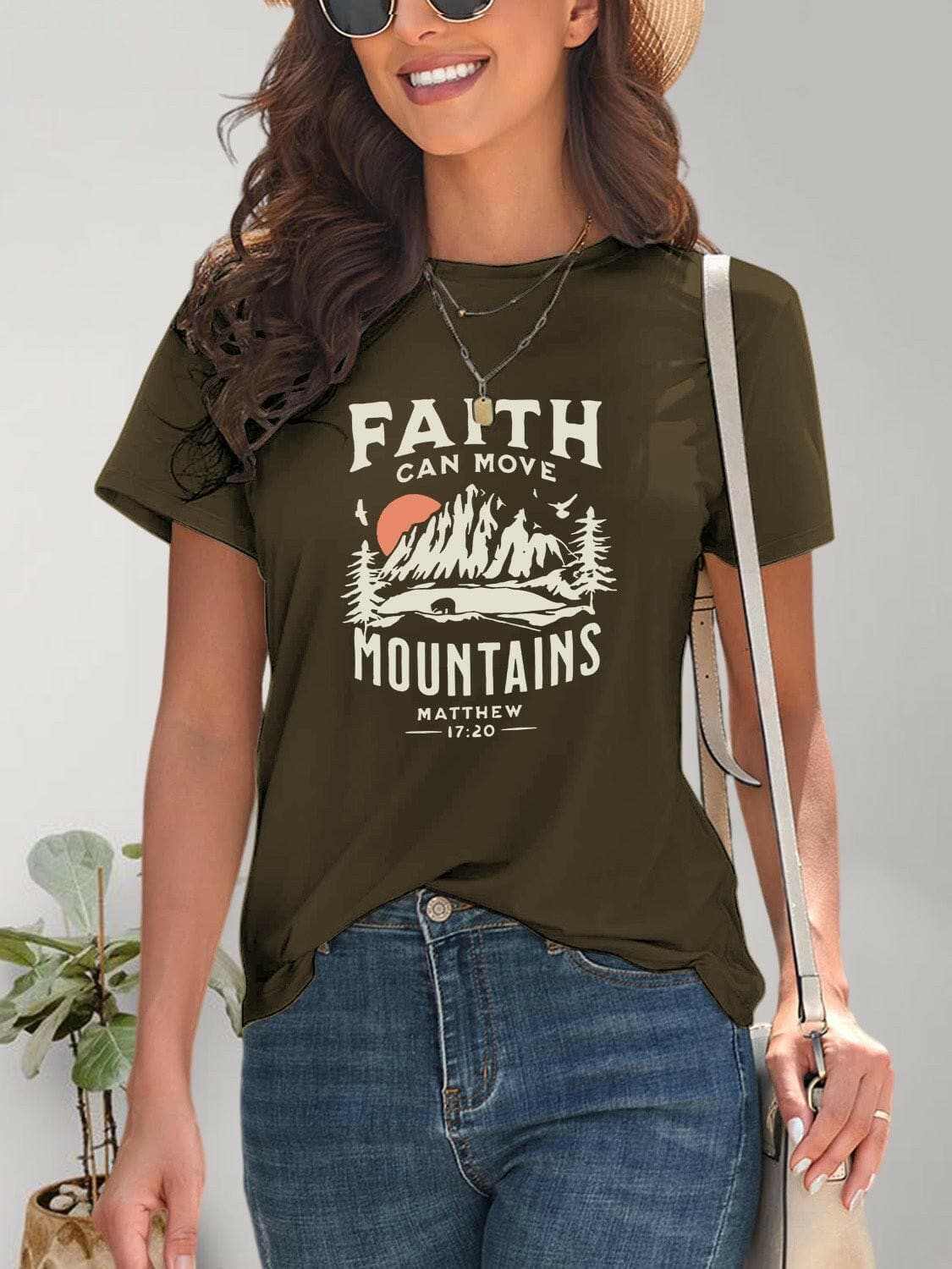 Trendy graphic tee for casual style