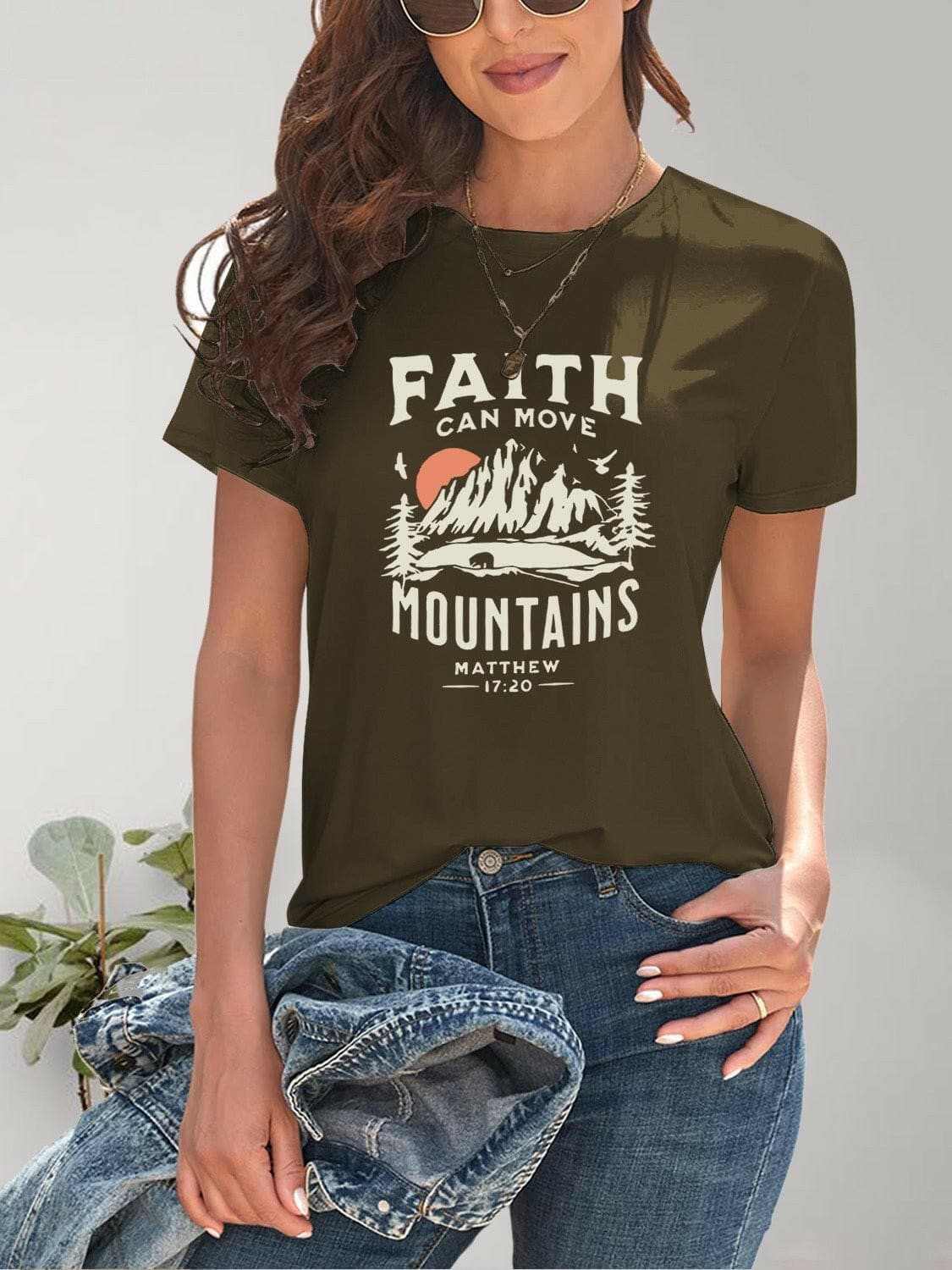 Trendy graphic tee for casual style