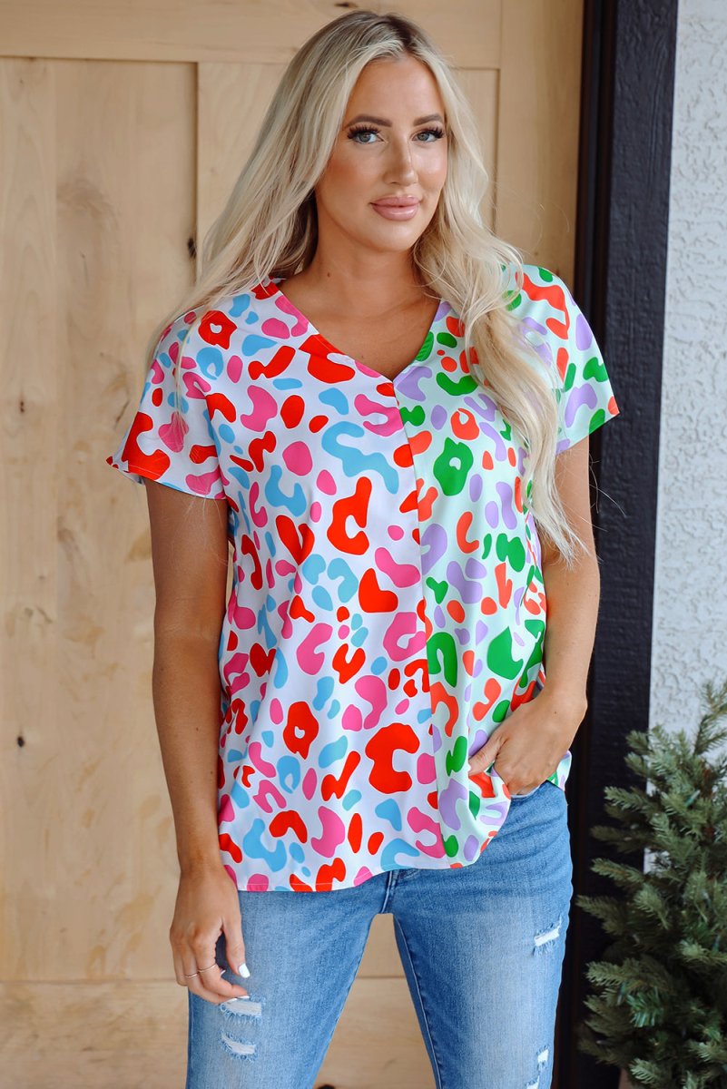 Green Contrast Leopard Print V Neck Short Sleeve Blouse for Women
