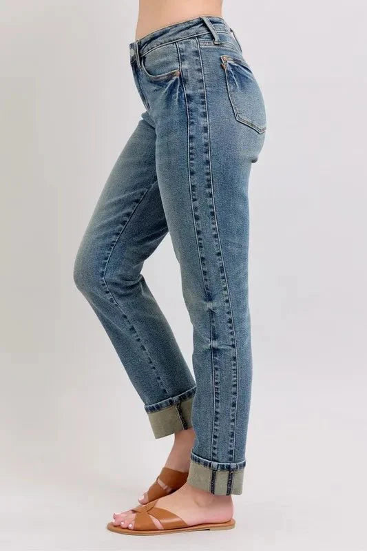 Judy Blue Full Size Mid Rise Vintage Wash Boyfriend Jeans