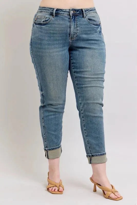 Judy Blue Full Size Mid Rise Vintage Wash Boyfriend Jeans