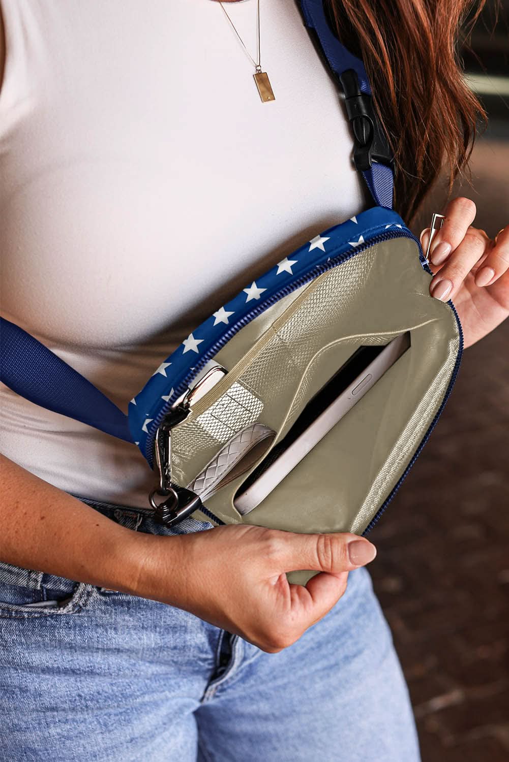 Bluing patriotic star crossbody bag