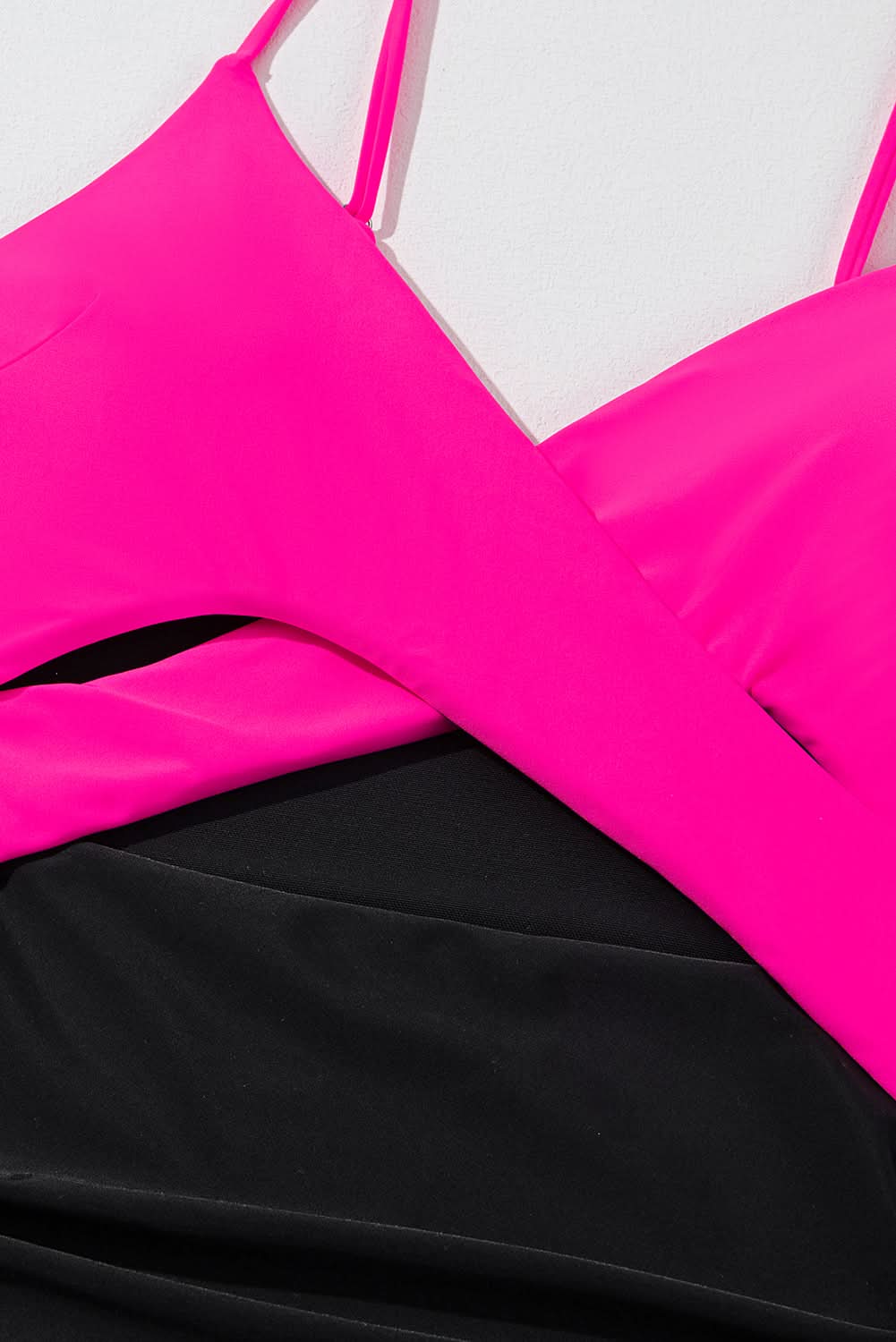 Chic rose red cutout monokini