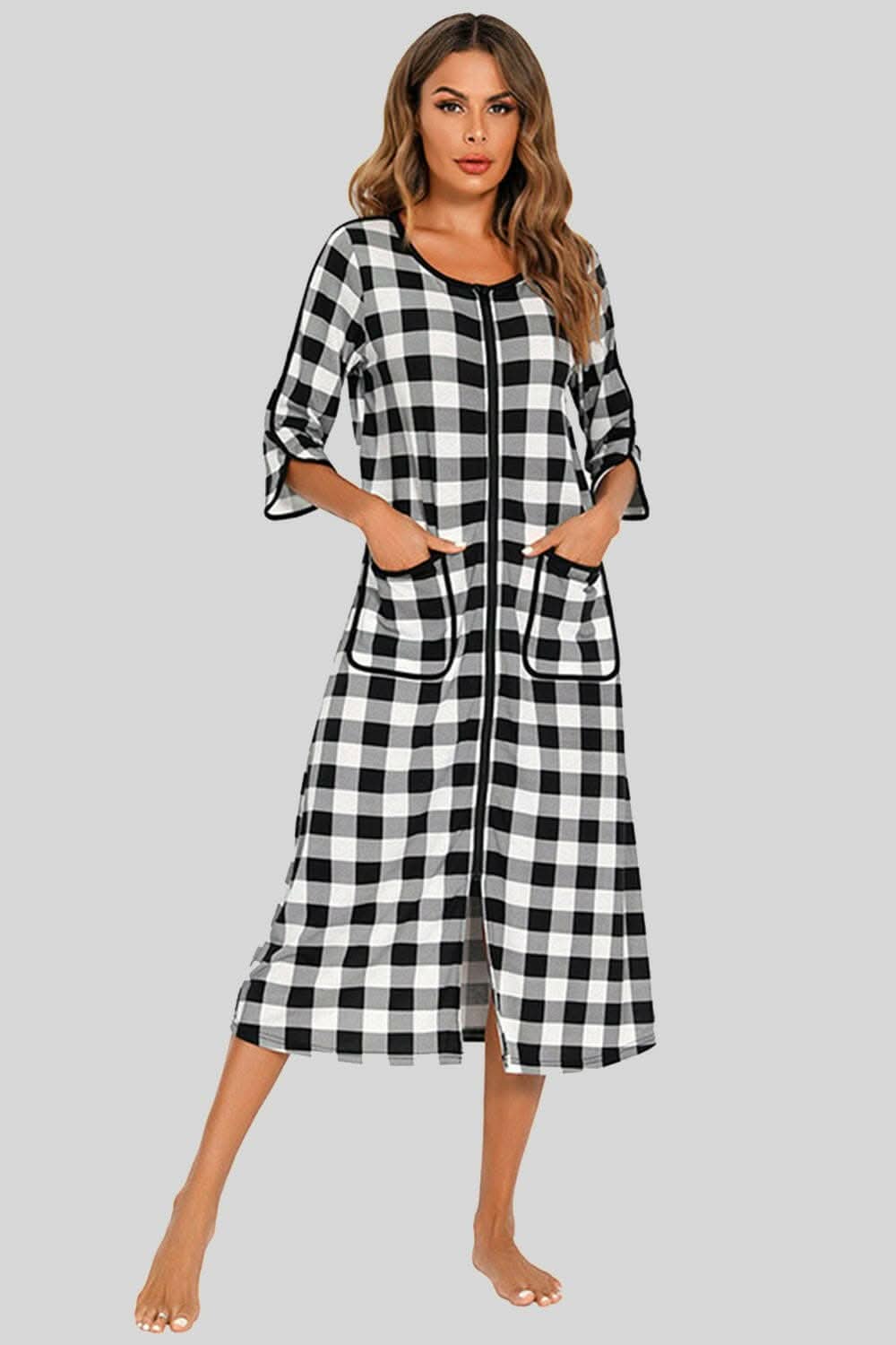 Elegant sheer night dress with pockets