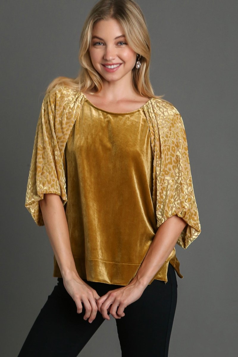 Umgee Round Neck Leopard Balloon Sleeve Velvet Top for Women