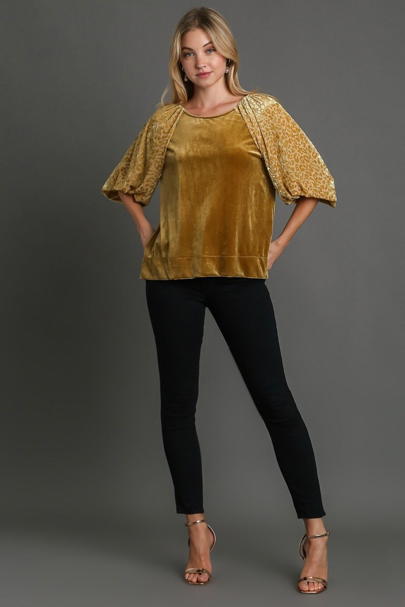 Umgee Round Neck Leopard Balloon Sleeve Velvet Top for Women